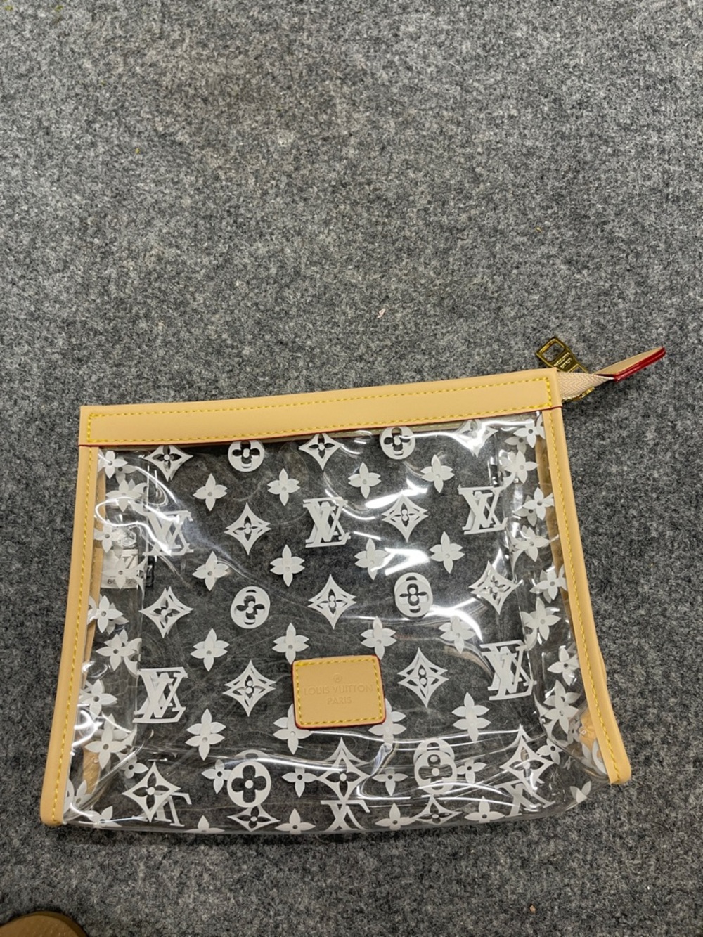 Louis Vuitton Clear Monogram Pouch Set with Beige Trim - Picture 2 of 5